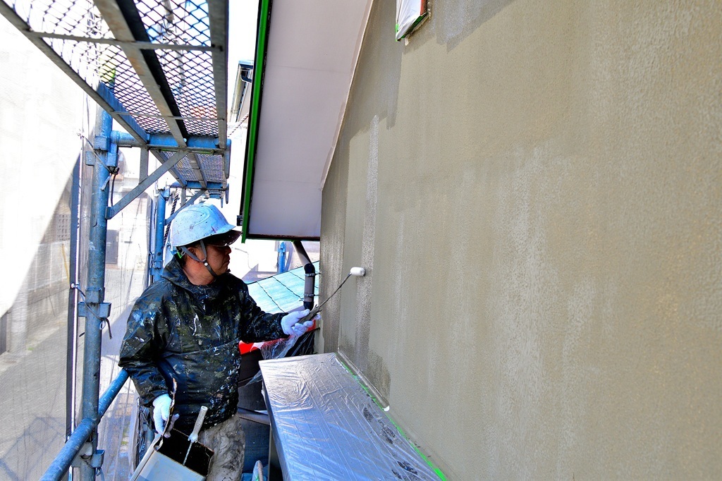 カチオンシーラー塗装